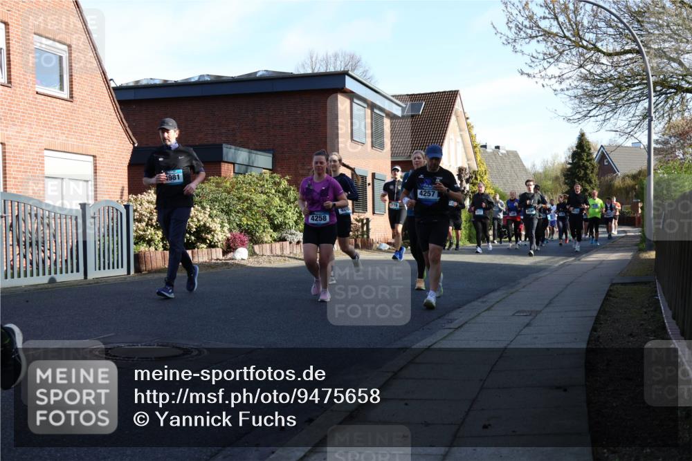 12.04.2026 - 45. Internationalen Wilhelmsburger Insellauf Yannick Fuchs http://msf.ph/oto/9475658 12.04.2026 09:02:05 Laufen 981, 4258, 408, 4257, 2011 meine-sportfotos.de