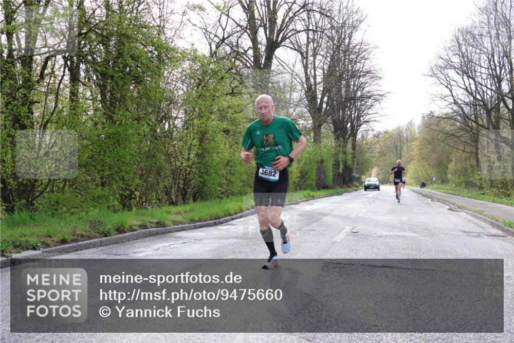 12.04.2026 - 45. Internationalen Wilhelmsburger Insellauf Yannick Fuchs http://msf.ph/oto/9475660 12.04.2026 10:09:13 Laufen 3682 meine-sportfotos.de