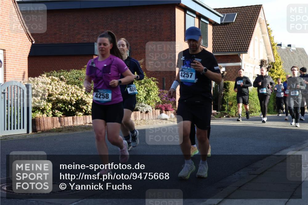 12.04.2026 - 45. Internationalen Wilhelmsburger Insellauf Yannick Fuchs http://msf.ph/oto/9475668 12.04.2026 09:02:06 Laufen 4258, 408, 4257, 3122, 2811, 4564, 339, 4596 meine-sportfotos.de