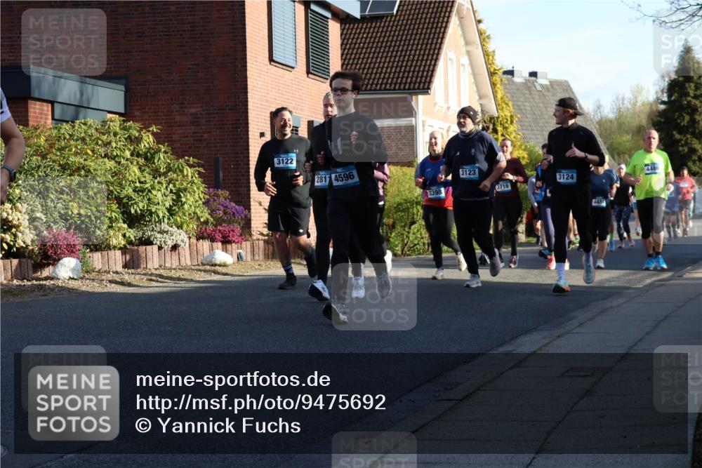 12.04.2026 - 45. Internationalen Wilhelmsburger Insellauf Yannick Fuchs http://msf.ph/oto/9475692 12.04.2026 09:02:09 Laufen 3122, 281, 4596, 3123, 3398, 3716, 3124, 448, 4486 meine-sportfotos.de