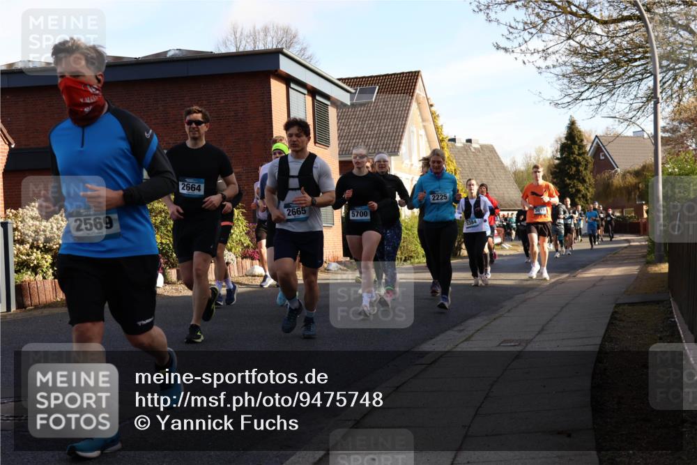 12.04.2026 - 45. Internationalen Wilhelmsburger Insellauf Yannick Fuchs http://msf.ph/oto/9475748 12.04.2026 09:02:16 Laufen 2569, 2664, 2225, 2665, 5700, 3384 meine-sportfotos.de