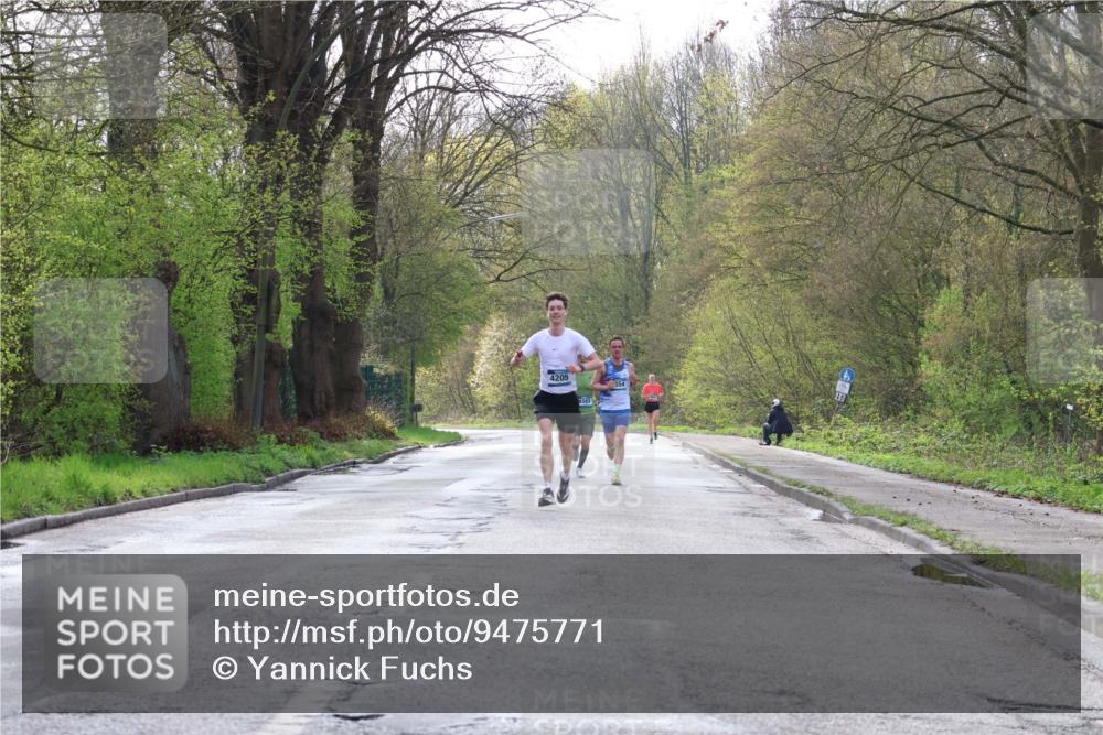 12.04.2026 - 45. Internationalen Wilhelmsburger Insellauf Yannick Fuchs http://msf.ph/oto/9475771 12.04.2026 10:09:24 Laufen 4205 meine-sportfotos.de