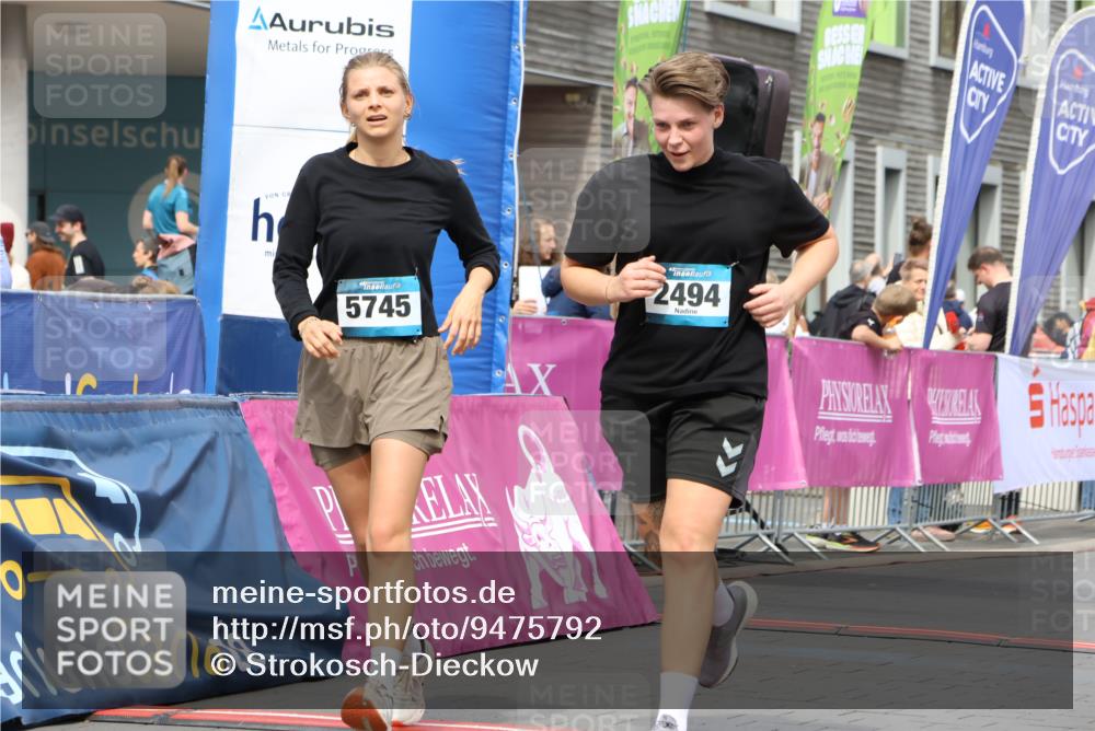 12.04.2026 - 45. Internationalen Wilhelmsburger Insellauf Strokosch-Dieckow http://msf.ph/oto/9475792 12.04.2026 13:31:45 Ziel 5745, 2494 meine-sportfotos.de