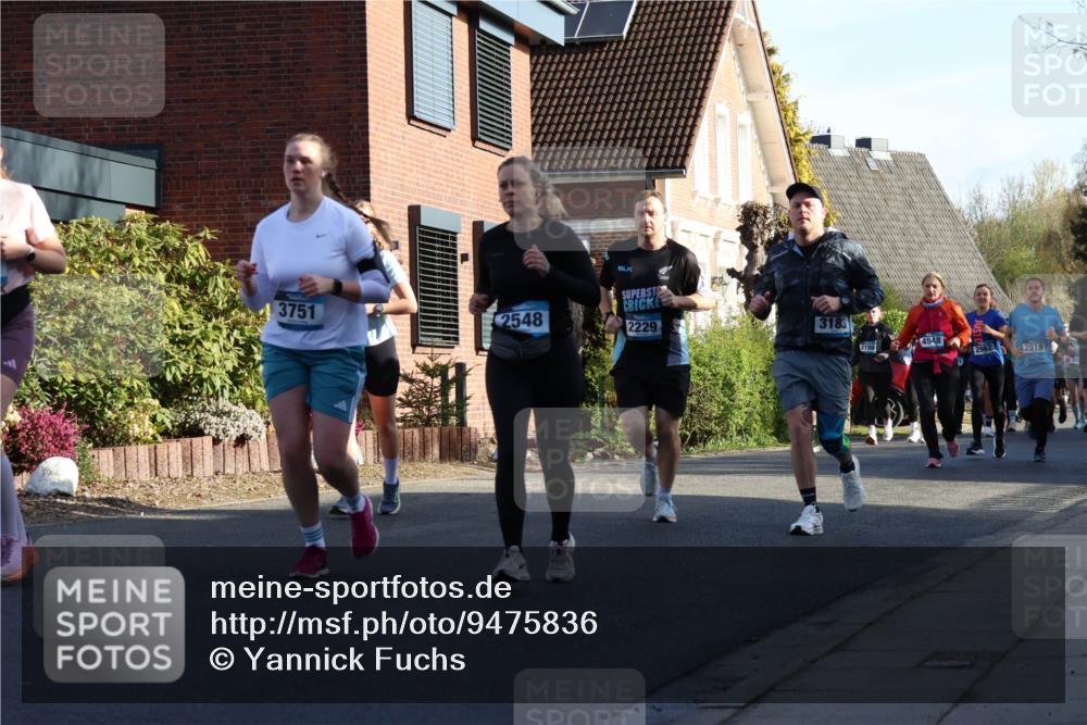 12.04.2026 - 45. Internationalen Wilhelmsburger Insellauf Yannick Fuchs http://msf.ph/oto/9475836 12.04.2026 09:02:23 Laufen 3751, 2548, 2229, 3183, 2199, 4548, 2962, 2919 meine-sportfotos.de