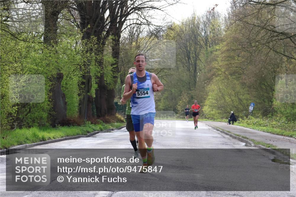 12.04.2026 - 45. Internationalen Wilhelmsburger Insellauf Yannick Fuchs http://msf.ph/oto/9475847 12.04.2026 10:09:31 Laufen 5554 meine-sportfotos.de