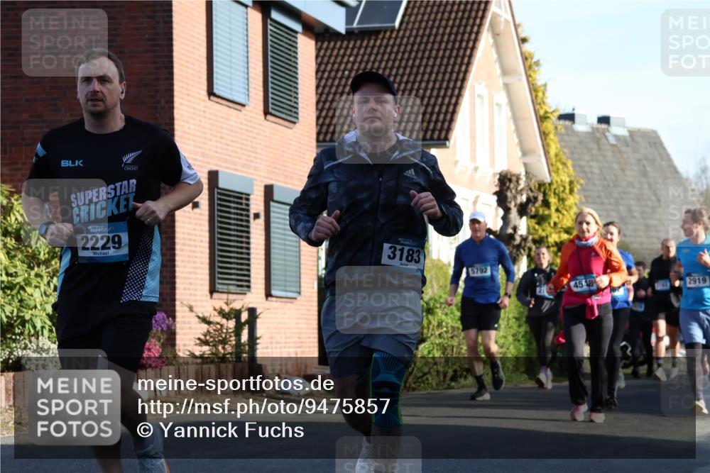 12.04.2026 - 45. Internationalen Wilhelmsburger Insellauf Yannick Fuchs http://msf.ph/oto/9475857 12.04.2026 09:02:25 Laufen 2229, 45, 3183, 5792, 4548, 2919 meine-sportfotos.de