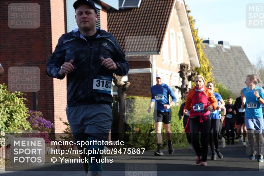 12.04.2026 - 45. Internationalen Wilhelmsburger Insellauf Yannick Fuchs http://msf.ph/oto/9475867 12.04.2026 09:02:25 Laufen 3183, 5792, 4548, 2919 meine-sportfotos.de