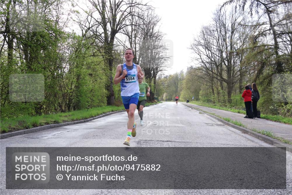 12.04.2026 - 45. Internationalen Wilhelmsburger Insellauf Yannick Fuchs http://msf.ph/oto/9475882 12.04.2026 10:09:33 Laufen 5554, 1583 meine-sportfotos.de
