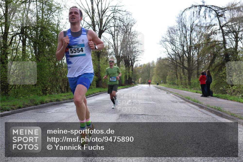 12.04.2026 - 45. Internationalen Wilhelmsburger Insellauf Yannick Fuchs http://msf.ph/oto/9475890 12.04.2026 10:09:34 Laufen 5554, 4583 meine-sportfotos.de