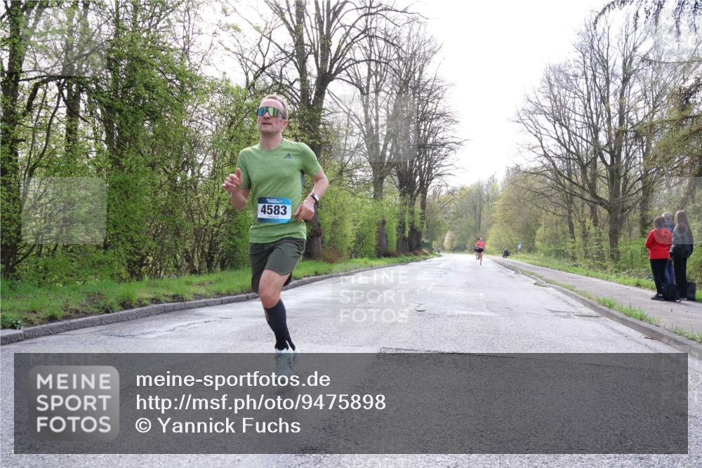 12.04.2026 - 45. Internationalen Wilhelmsburger Insellauf Yannick Fuchs http://msf.ph/oto/9475898 12.04.2026 10:09:35 Laufen 4583 meine-sportfotos.de