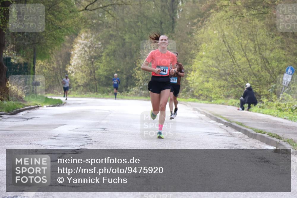 12.04.2026 - 45. Internationalen Wilhelmsburger Insellauf Yannick Fuchs http://msf.ph/oto/9475920 12.04.2026 10:09:37 Laufen 344, 262, 41 meine-sportfotos.de