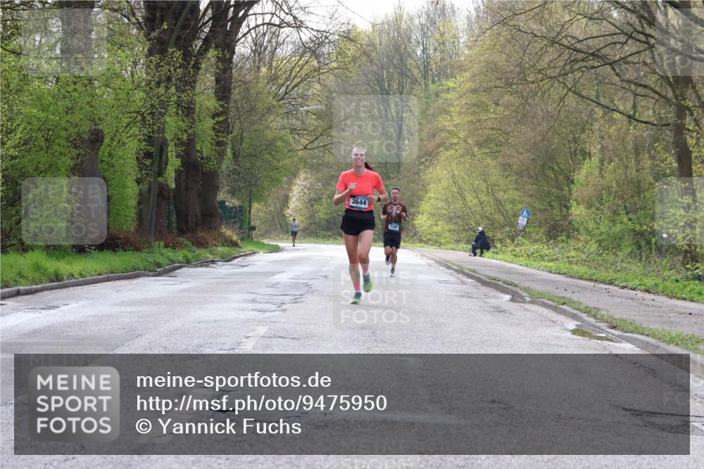 12.04.2026 - 45. Internationalen Wilhelmsburger Insellauf Yannick Fuchs http://msf.ph/oto/9475950 12.04.2026 10:09:40 Laufen 3644, 3262 meine-sportfotos.de