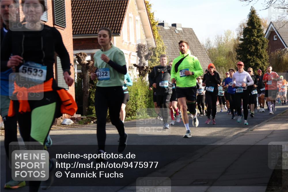 12.04.2026 - 45. Internationalen Wilhelmsburger Insellauf Yannick Fuchs http://msf.ph/oto/9475977 12.04.2026 09:02:35 Laufen 5533, 3322, 2016, 232, 4586, 4152, 4155, 2513, 2413, 3202 meine-sportfotos.de
