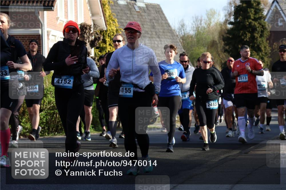 12.04.2026 - 45. Internationalen Wilhelmsburger Insellauf Yannick Fuchs http://msf.ph/oto/9476014 12.04.2026 09:02:38 Laufen 33, 28, 3464, 4152, 24, 155, 867, 76, 2415, 2513, 5537, 253 meine-sportfotos.de
