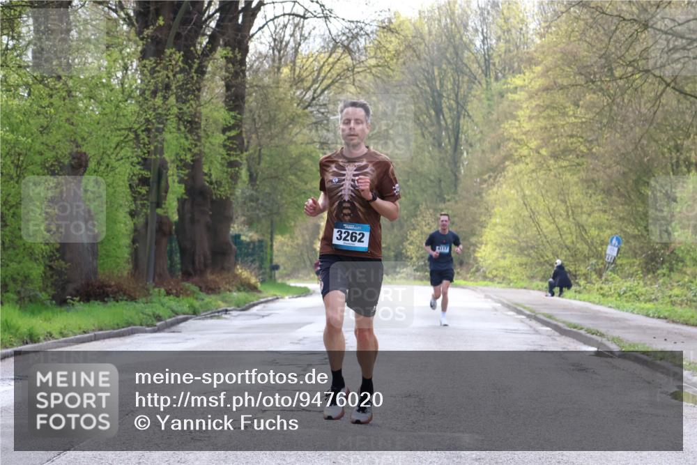 12.04.2026 - 45. Internationalen Wilhelmsburger Insellauf Yannick Fuchs http://msf.ph/oto/9476020 12.04.2026 10:09:47 Laufen 3262, 4117 meine-sportfotos.de