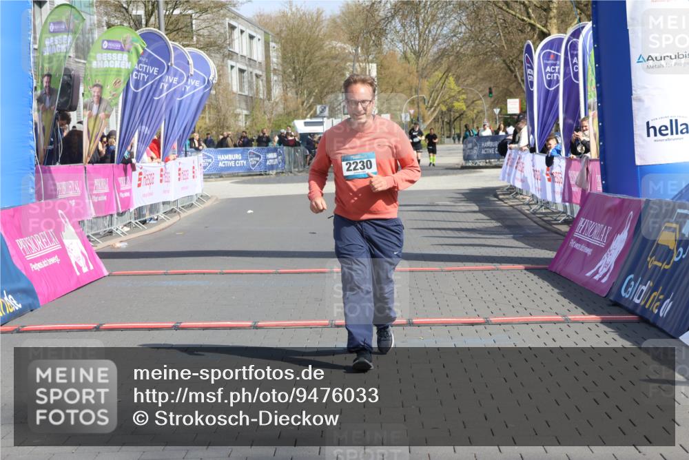 12.04.2026 - 45. Internationalen Wilhelmsburger Insellauf Strokosch-Dieckow http://msf.ph/oto/9476033 12.04.2026 11:33:34 Ziel 3474, 4509, 2230 meine-sportfotos.de