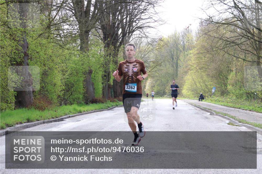 12.04.2026 - 45. Internationalen Wilhelmsburger Insellauf Yannick Fuchs http://msf.ph/oto/9476036 12.04.2026 10:09:48 Laufen 3262 meine-sportfotos.de