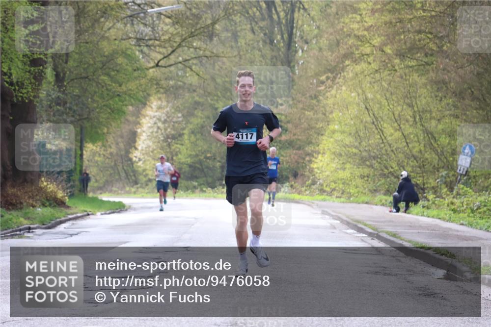 12.04.2026 - 45. Internationalen Wilhelmsburger Insellauf Yannick Fuchs http://msf.ph/oto/9476058 12.04.2026 10:09:51 Laufen 4117 meine-sportfotos.de