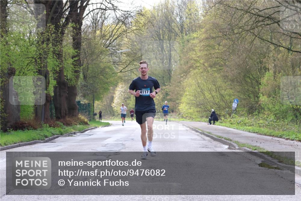 12.04.2026 - 45. Internationalen Wilhelmsburger Insellauf Yannick Fuchs http://msf.ph/oto/9476082 12.04.2026 10:09:52 Laufen 4117 meine-sportfotos.de