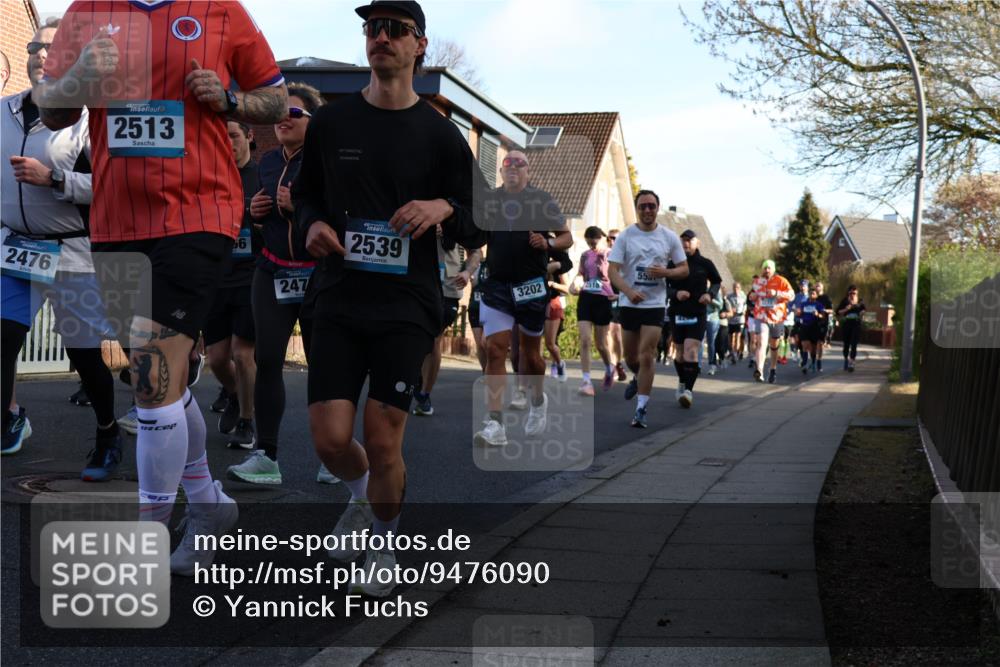12.04.2026 - 45. Internationalen Wilhelmsburger Insellauf Yannick Fuchs http://msf.ph/oto/9476090 12.04.2026 09:02:45 Laufen 2513, 2476, 66, 247, 4, 2539, 3202, 2518, 5557 meine-sportfotos.de