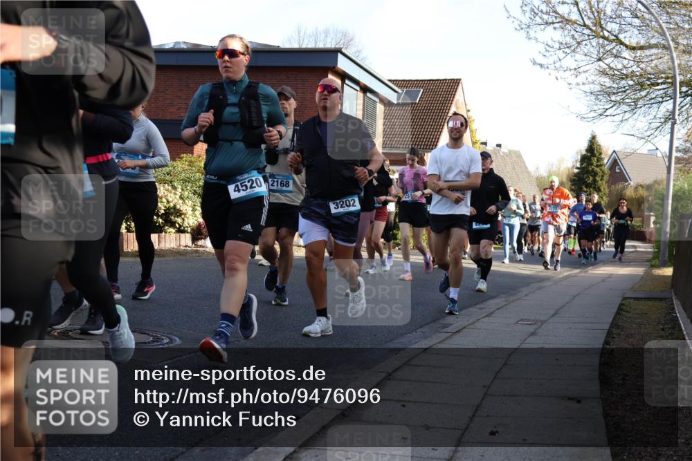 12.04.2026 - 45. Internationalen Wilhelmsburger Insellauf Yannick Fuchs http://msf.ph/oto/9476096 12.04.2026 09:02:46 Laufen 4520, 2168, 3202, 25, 4200 meine-sportfotos.de