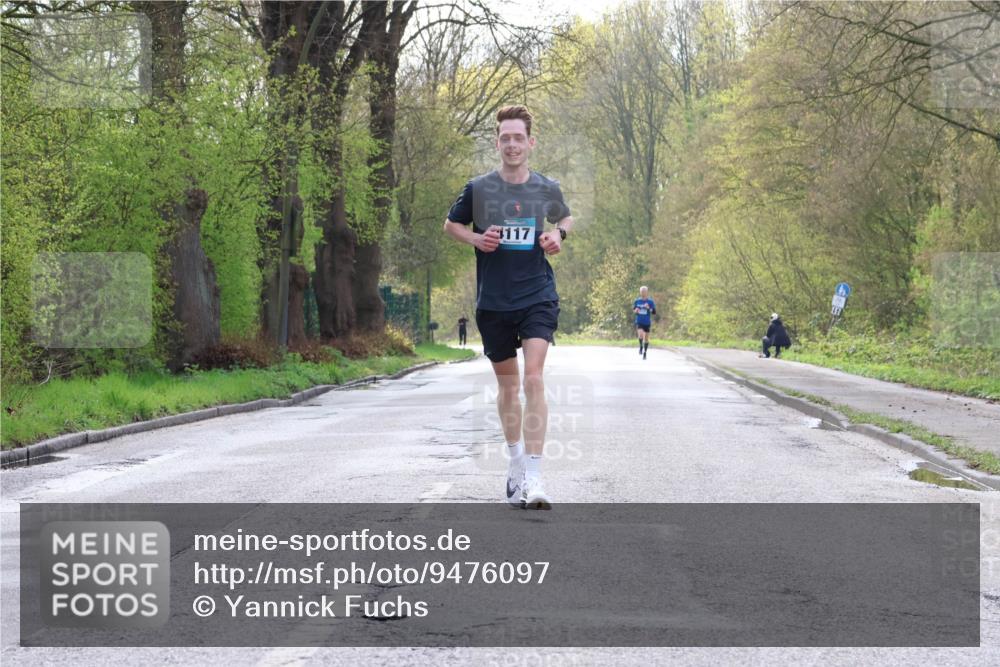 12.04.2026 - 45. Internationalen Wilhelmsburger Insellauf Yannick Fuchs http://msf.ph/oto/9476097 12.04.2026 10:09:54 Laufen 3117 meine-sportfotos.de