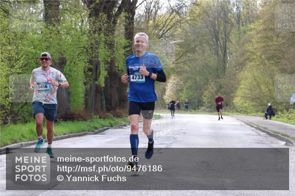 12.04.2026 - 45. Internationalen Wilhelmsburger Insellauf Yannick Fuchs http://msf.ph/oto/9476186 12.04.2026 10:10:10 Laufen 5456, 2017, 4733 meine-sportfotos.de