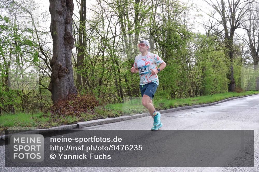 12.04.2026 - 45. Internationalen Wilhelmsburger Insellauf Yannick Fuchs http://msf.ph/oto/9476235 12.04.2026 10:10:14 Laufen 5456 meine-sportfotos.de