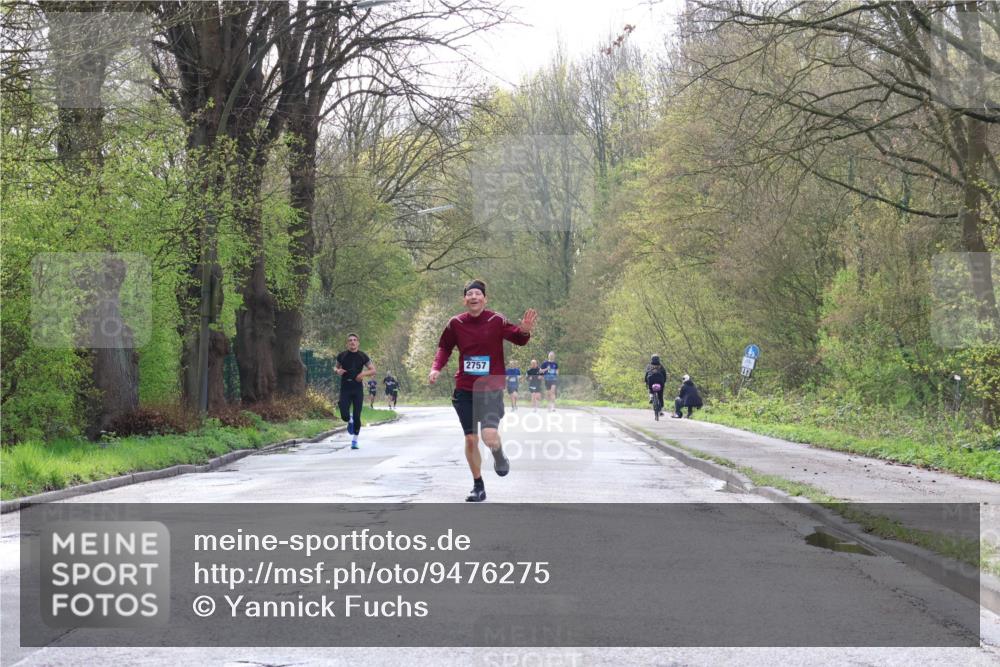 12.04.2026 - 45. Internationalen Wilhelmsburger Insellauf Yannick Fuchs http://msf.ph/oto/9476275 12.04.2026 10:10:22 Laufen 2757 meine-sportfotos.de