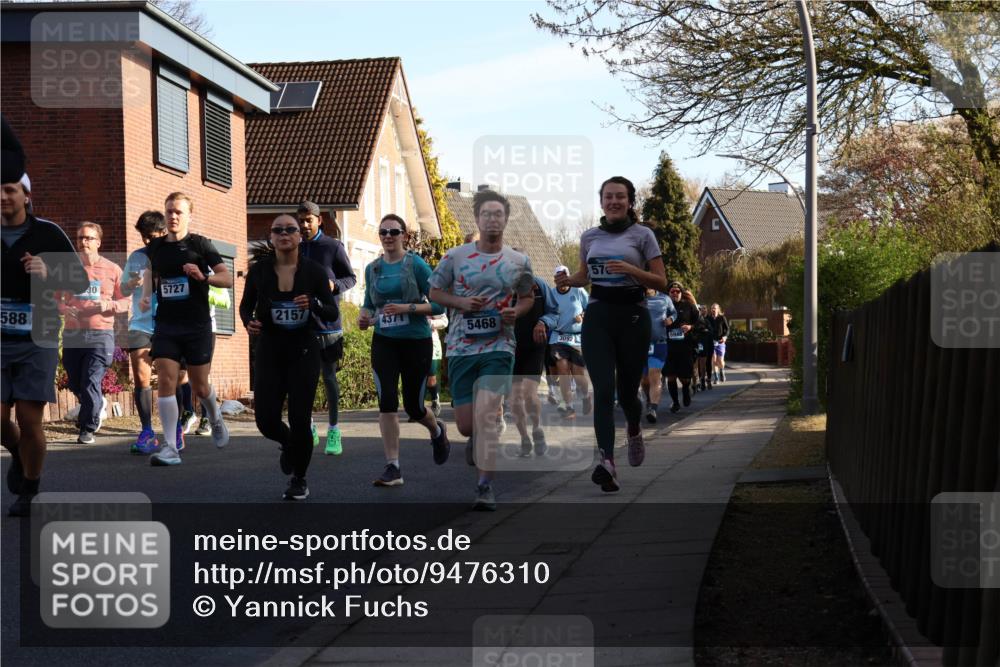 12.04.2026 - 45. Internationalen Wilhelmsburger Insellauf Yannick Fuchs http://msf.ph/oto/9476310 12.04.2026 09:03:07 Laufen 57, 5727, 588, 2157, 437, 5468, 3092, 5948 meine-sportfotos.de