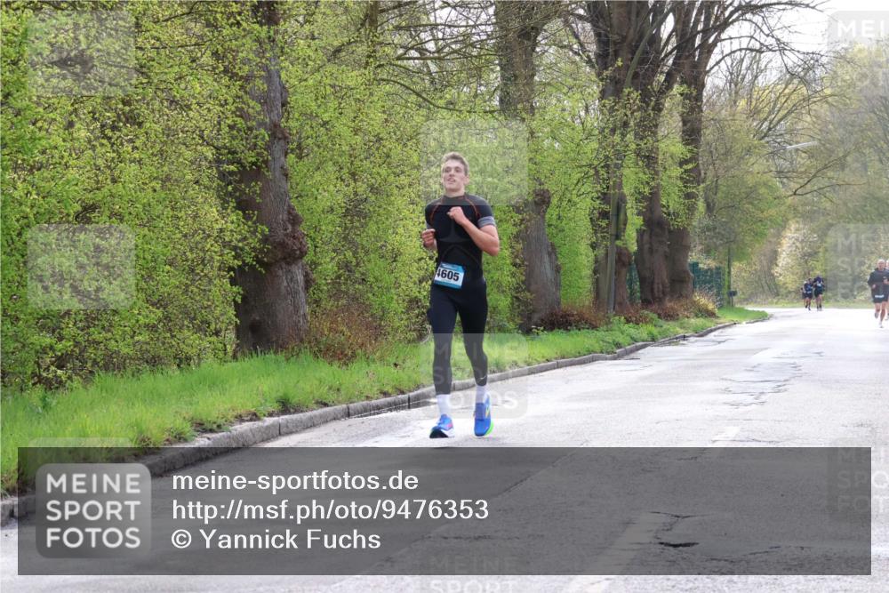 12.04.2026 - 45. Internationalen Wilhelmsburger Insellauf Yannick Fuchs http://msf.ph/oto/9476353 12.04.2026 10:10:30 Laufen 4605 meine-sportfotos.de