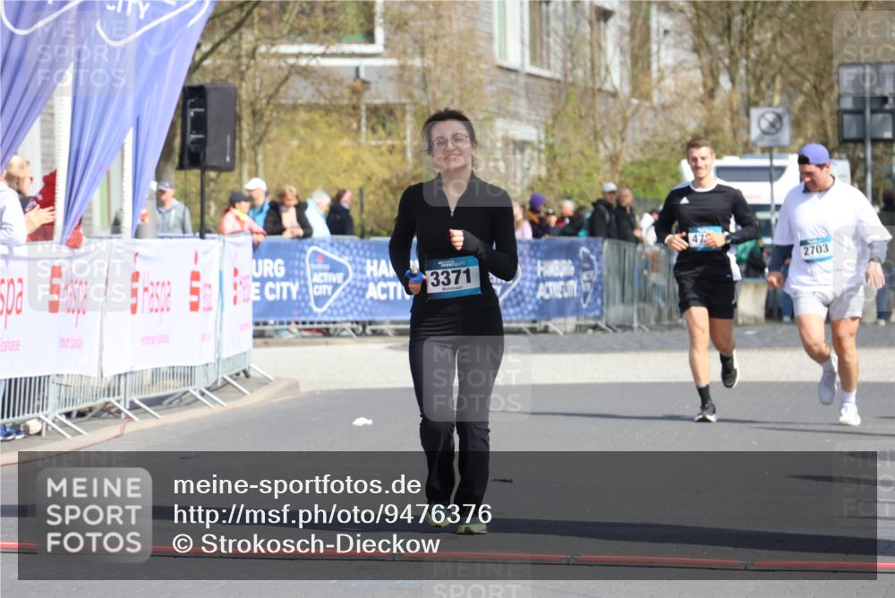 12.04.2026 - 45. Internationalen Wilhelmsburger Insellauf Strokosch-Dieckow http://msf.ph/oto/9476376 12.04.2026 11:35:15 Ziel 3371 meine-sportfotos.de