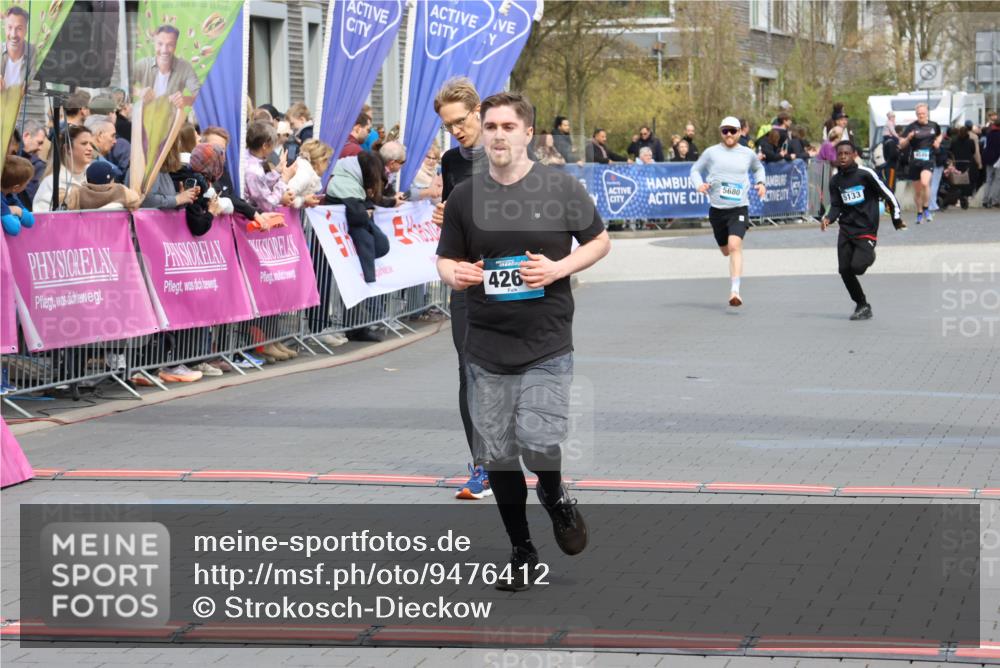 12.04.2026 - 45. Internationalen Wilhelmsburger Insellauf Strokosch-Dieckow http://msf.ph/oto/9476412 12.04.2026 12:56:37 Ziel 5255, 4269, 3627, 5133, 5680 meine-sportfotos.de