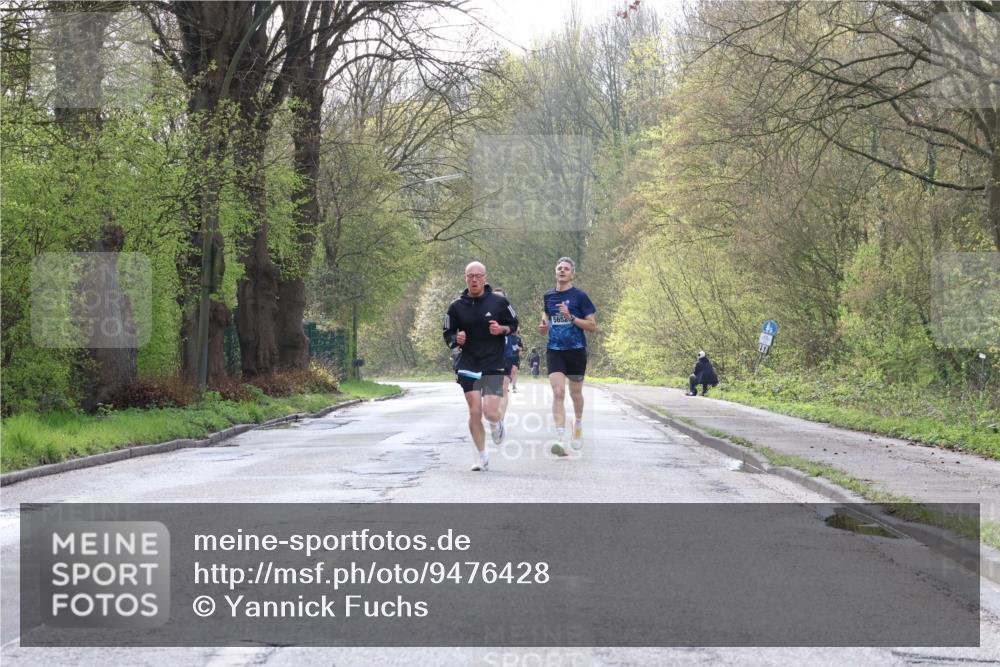 12.04.2026 - 45. Internationalen Wilhelmsburger Insellauf Yannick Fuchs http://msf.ph/oto/9476428 12.04.2026 10:10:39 Laufen 5652 meine-sportfotos.de
