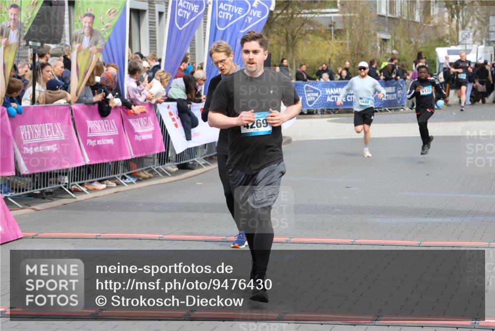12.04.2026 - 45. Internationalen Wilhelmsburger Insellauf Strokosch-Dieckow http://msf.ph/oto/9476430 12.04.2026 12:56:37 Ziel 5255, 4269, 3627, 5133, 5680 meine-sportfotos.de