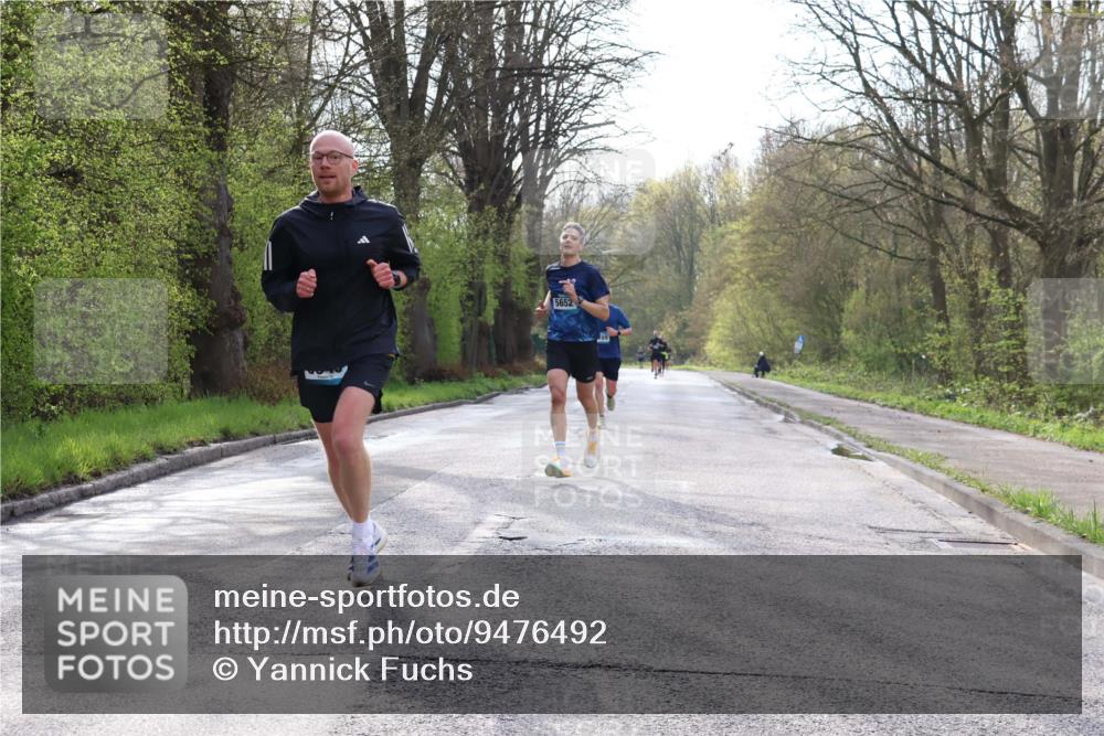 12.04.2026 - 45. Internationalen Wilhelmsburger Insellauf Yannick Fuchs http://msf.ph/oto/9476492 12.04.2026 10:10:44 Laufen 5652 meine-sportfotos.de