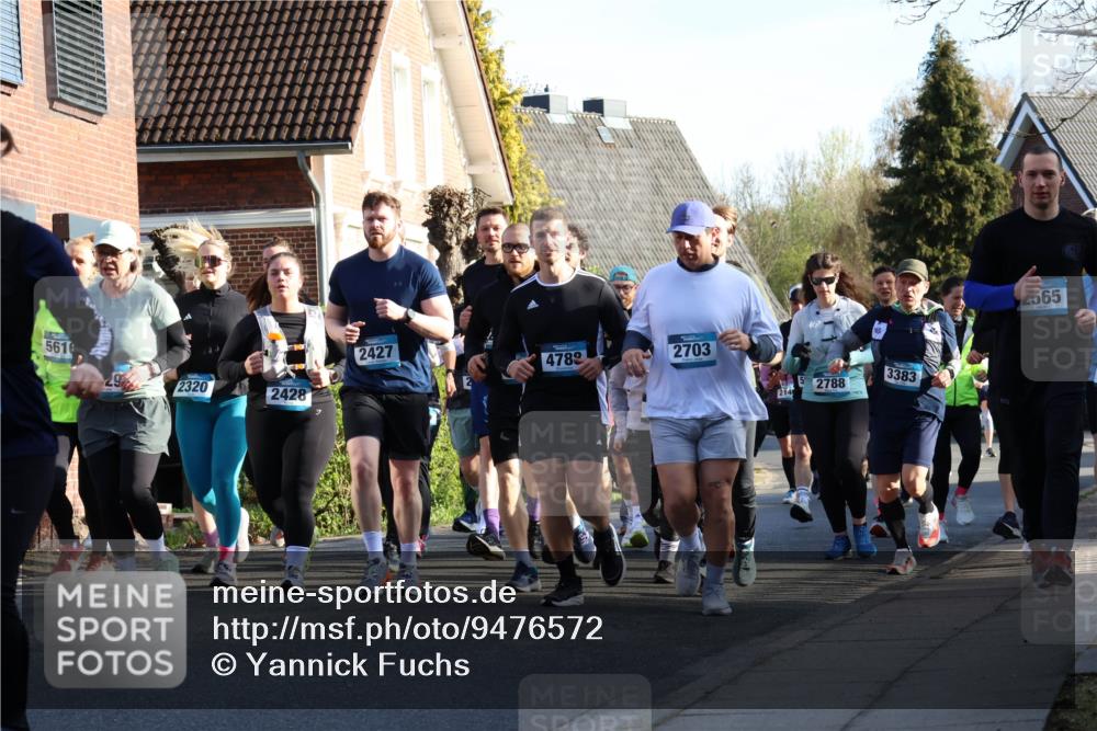 12.04.2026 - 45. Internationalen Wilhelmsburger Insellauf Yannick Fuchs http://msf.ph/oto/9476572 12.04.2026 09:03:38 Laufen 5616, 2427, 4782, 2703, 2320, 2428, 2788, 3383, 2565 meine-sportfotos.de