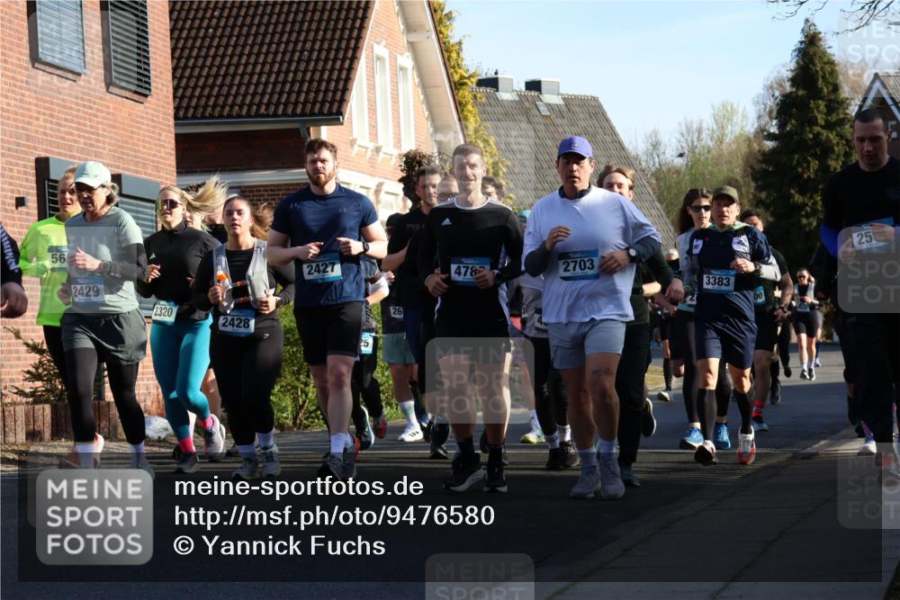 12.04.2026 - 45. Internationalen Wilhelmsburger Insellauf Yannick Fuchs http://msf.ph/oto/9476580 12.04.2026 09:03:39 Laufen 56, 2429, 2320, 2428, 2427, 26, 478, 2703, 3383, 25 meine-sportfotos.de
