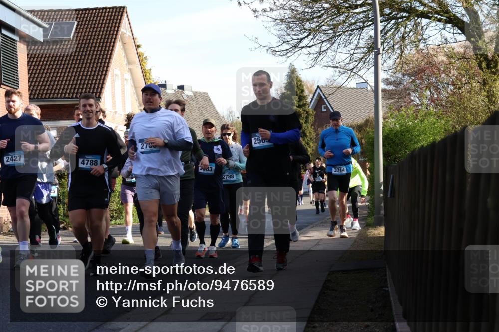 12.04.2026 - 45. Internationalen Wilhelmsburger Insellauf Yannick Fuchs http://msf.ph/oto/9476589 12.04.2026 09:03:40 Laufen 2427, 4788, 064, 278, 3883, 2788, 256, 3714 meine-sportfotos.de