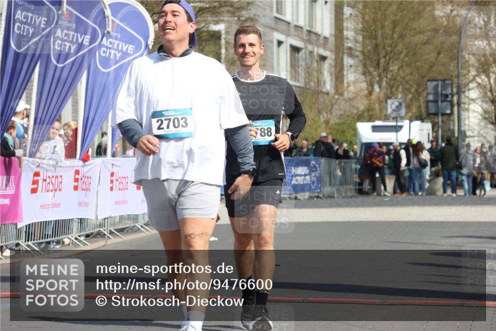 12.04.2026 - 45. Internationalen Wilhelmsburger Insellauf Strokosch-Dieckow http://msf.ph/oto/9476600 12.04.2026 11:35:22 Ziel 2703, 4788 meine-sportfotos.de