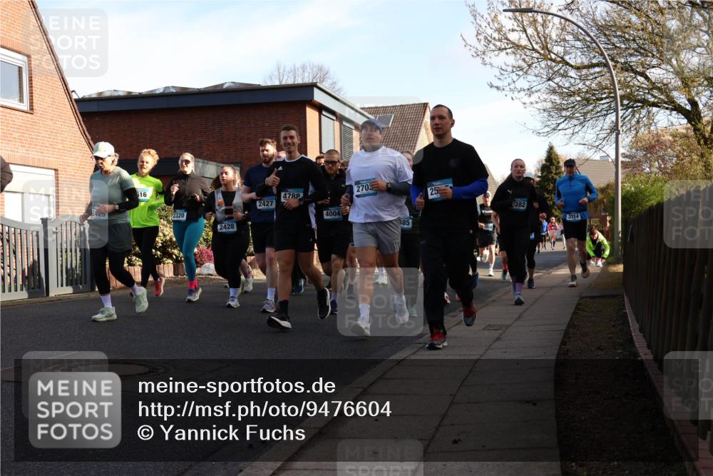 12.04.2026 - 45. Internationalen Wilhelmsburger Insellauf Yannick Fuchs http://msf.ph/oto/9476604 12.04.2026 09:03:42 Laufen 4788, 616, 2427, 4004, 2320, 2428, 270, 185, 25, 5531, 382, 3714 meine-sportfotos.de