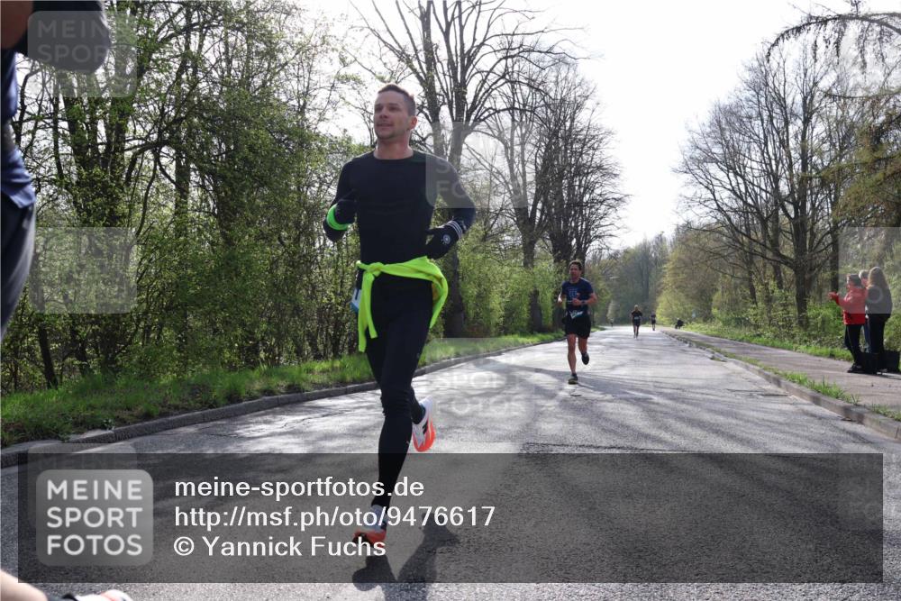 12.04.2026 - 45. Internationalen Wilhelmsburger Insellauf Yannick Fuchs http://msf.ph/oto/9476617 12.04.2026 10:11:02 Laufen  meine-sportfotos.de