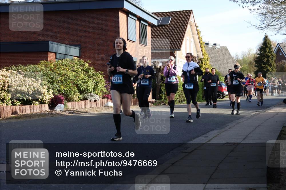 12.04.2026 - 45. Internationalen Wilhelmsburger Insellauf Yannick Fuchs http://msf.ph/oto/9476669 12.04.2026 09:03:48 Laufen 2914, 2140, 5831, 2233, 2135, 2480 meine-sportfotos.de