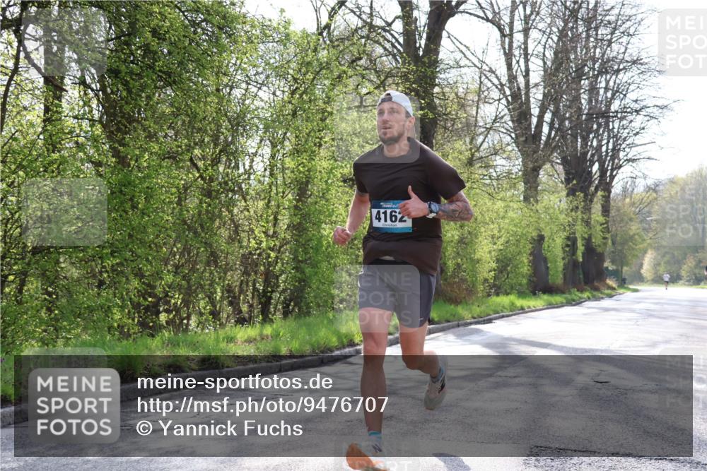 12.04.2026 - 45. Internationalen Wilhelmsburger Insellauf Yannick Fuchs http://msf.ph/oto/9476707 12.04.2026 10:11:10 Laufen 4162 meine-sportfotos.de