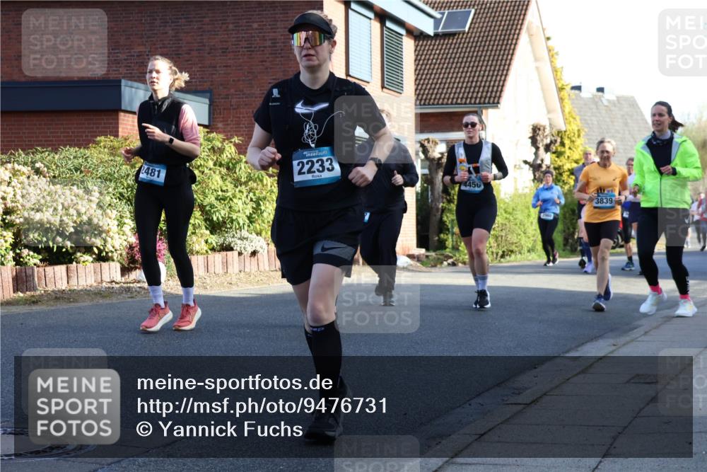 12.04.2026 - 45. Internationalen Wilhelmsburger Insellauf Yannick Fuchs http://msf.ph/oto/9476731 12.04.2026 09:03:52 Laufen 2481, 2233, 4450, 3839 meine-sportfotos.de