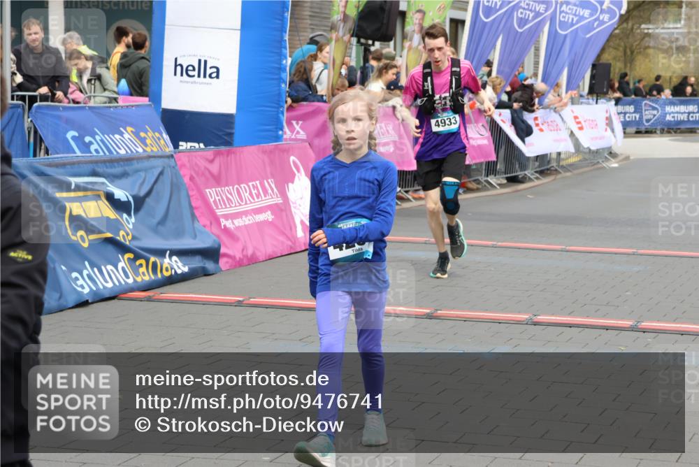 12.04.2026 - 45. Internationalen Wilhelmsburger Insellauf Strokosch-Dieckow http://msf.ph/oto/9476741 12.04.2026 12:56:51 Ziel 4261, 4933, 5131, 5184 meine-sportfotos.de
