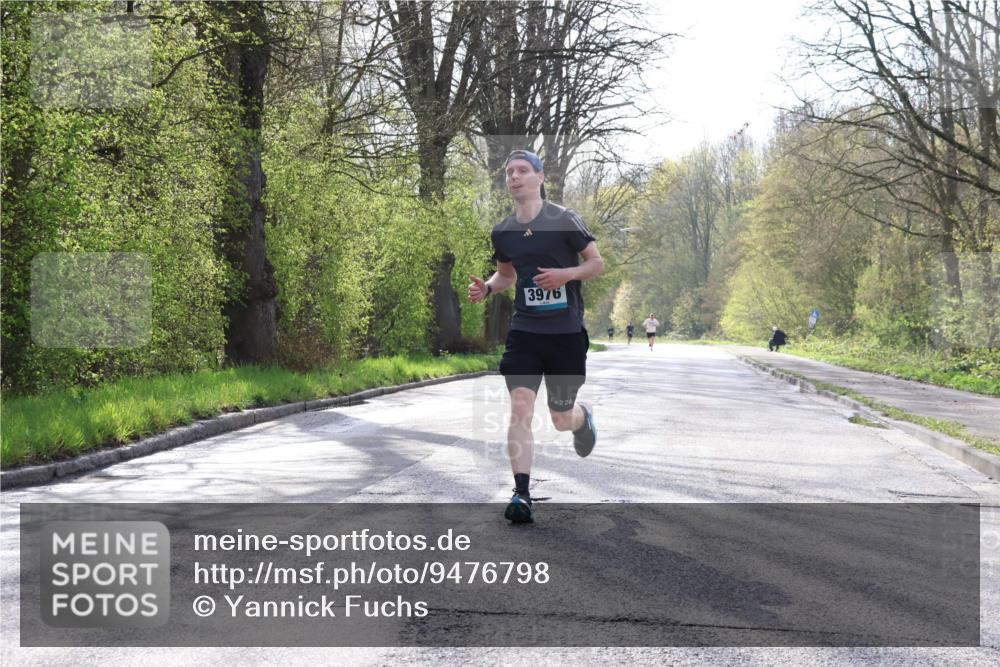 12.04.2026 - 45. Internationalen Wilhelmsburger Insellauf Yannick Fuchs http://msf.ph/oto/9476798 12.04.2026 10:11:17 Laufen 3976, 226 meine-sportfotos.de