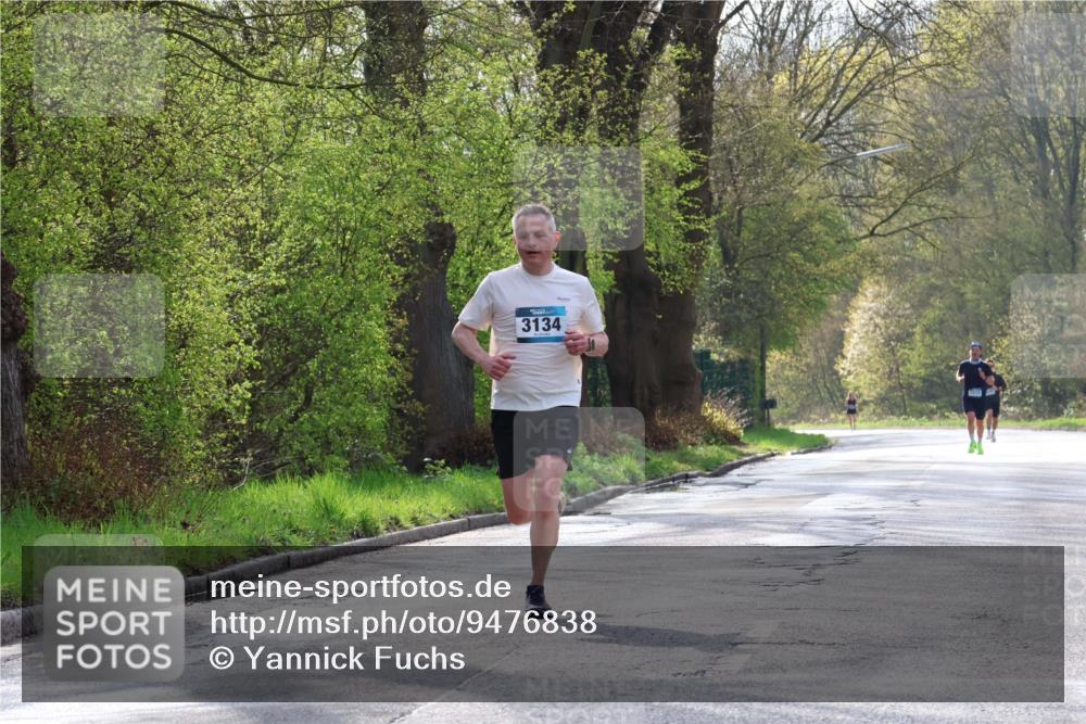 12.04.2026 - 45. Internationalen Wilhelmsburger Insellauf Yannick Fuchs http://msf.ph/oto/9476838 12.04.2026 10:11:33 Laufen 3134 meine-sportfotos.de
