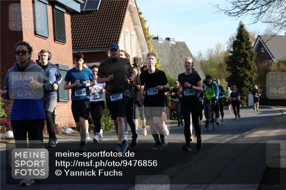 12.04.2026 - 45. Internationalen Wilhelmsburger Insellauf Yannick Fuchs http://msf.ph/oto/9476856 12.04.2026 09:04:05 Laufen 5583, 24, 2983, 4201, 5734, 24, 3196 meine-sportfotos.de