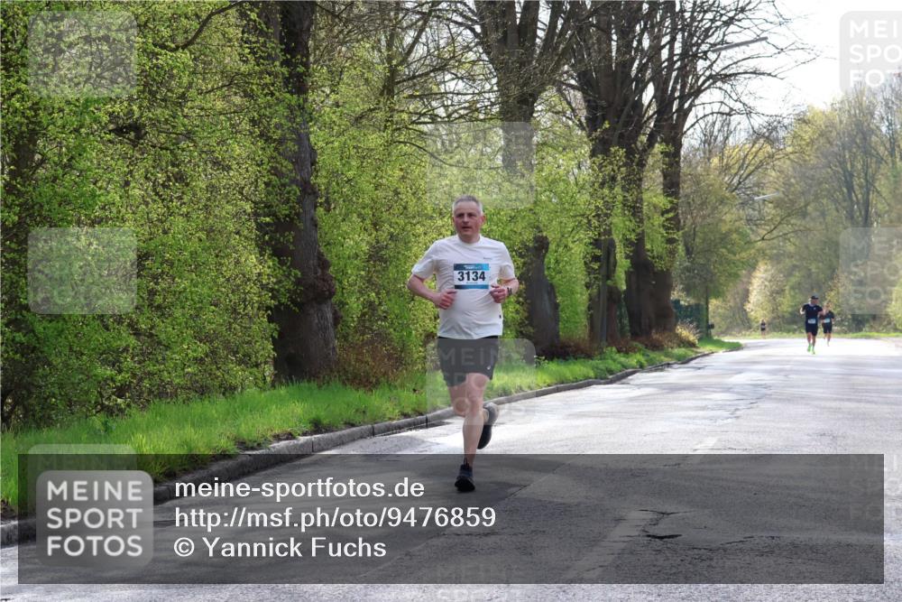 12.04.2026 - 45. Internationalen Wilhelmsburger Insellauf Yannick Fuchs http://msf.ph/oto/9476859 12.04.2026 10:11:35 Laufen 3134 meine-sportfotos.de